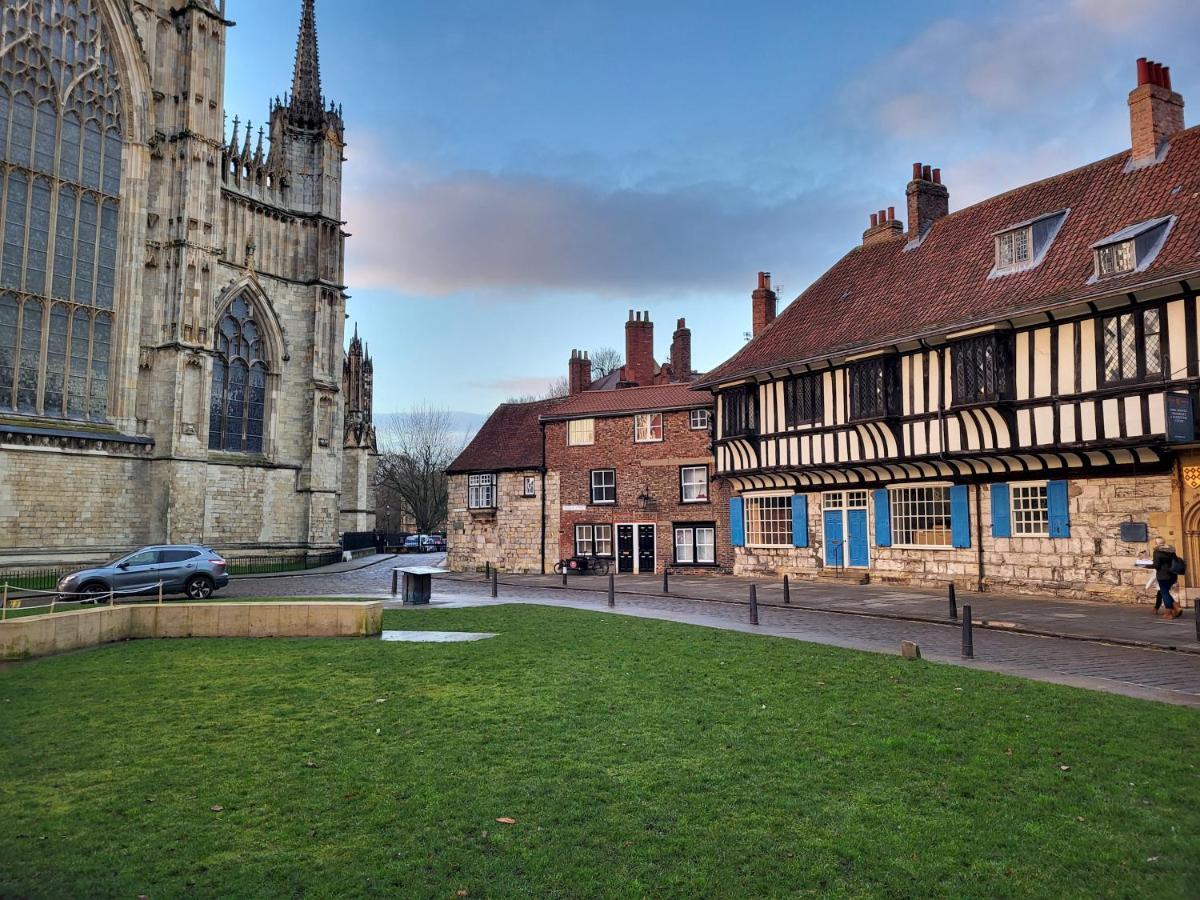 York Minster Garden Apartment Exterior photo